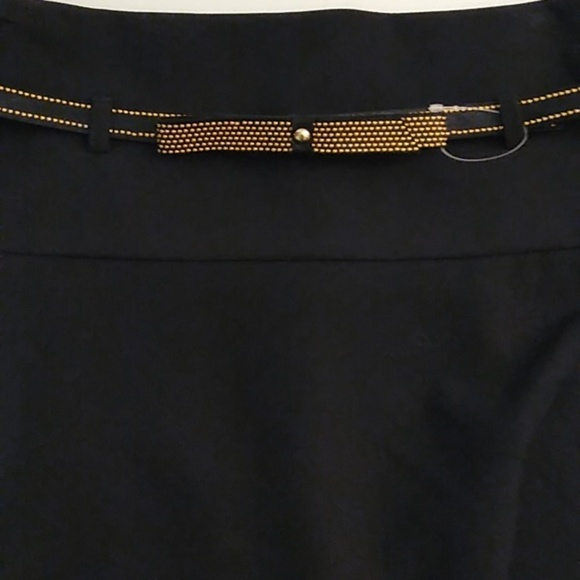 A. BYER WIDE DROP WAIST,  FLARE, GOLD ACCENTED BOW BELT, ZIP BACK MINI SKIRT - Picture 7 of 8